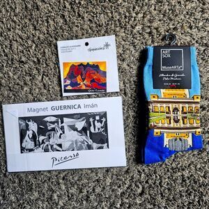 Ecclectic Artist Lot - Alhambra Art Socks Picasso & Oswaldo Guayasamín Magnets